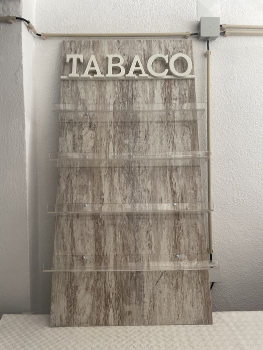 Prateleira para venda de Tabaco