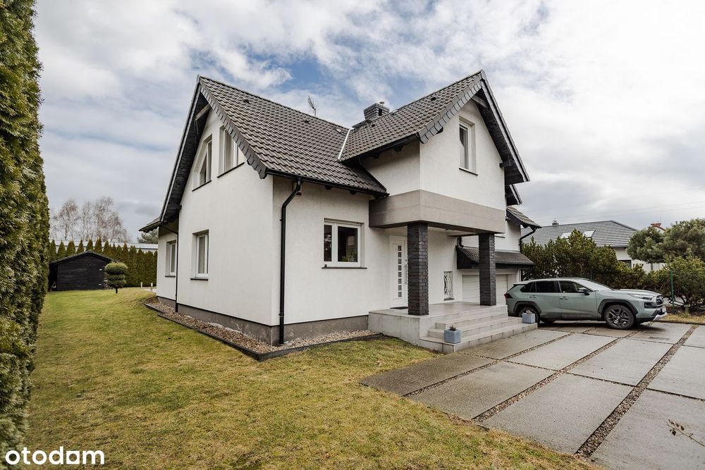Przestronny zadbany świetnie zlokalizowany wolnostojący dom w Kiekrzu!