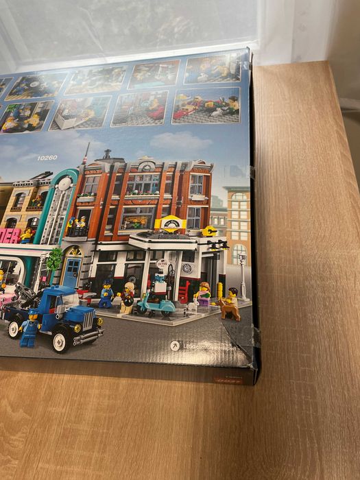Klocki Lego CREATOR EXPERT 10264 Warsztat na rogu. Modular