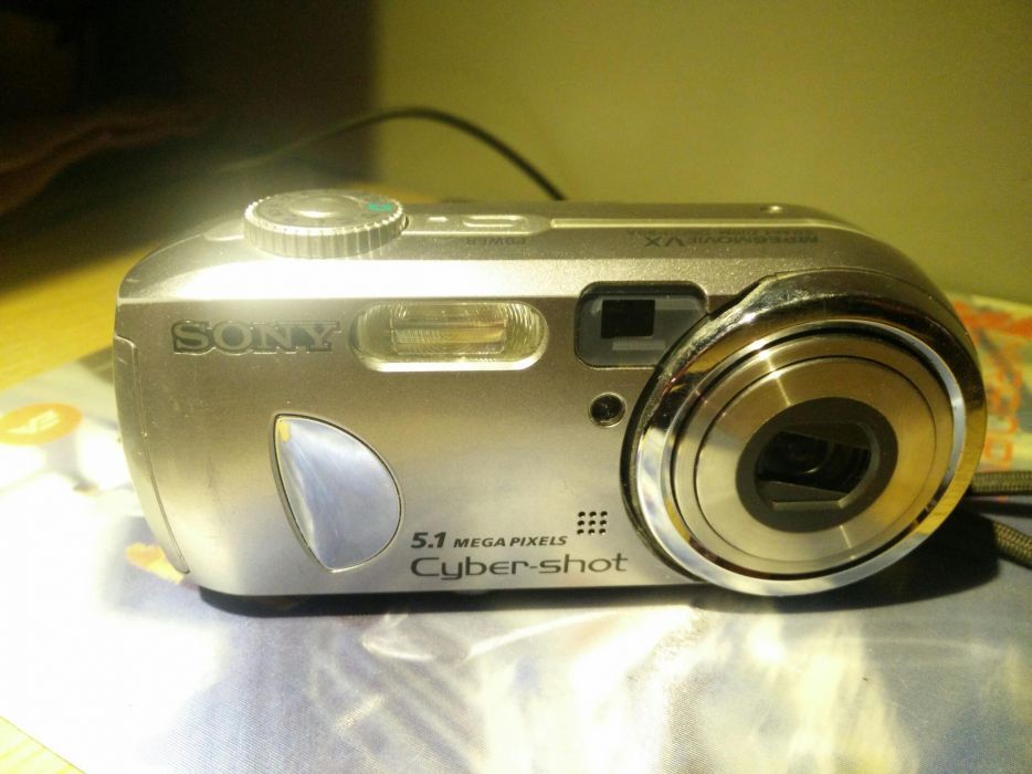 Sony Cyber-shot64584271073922121