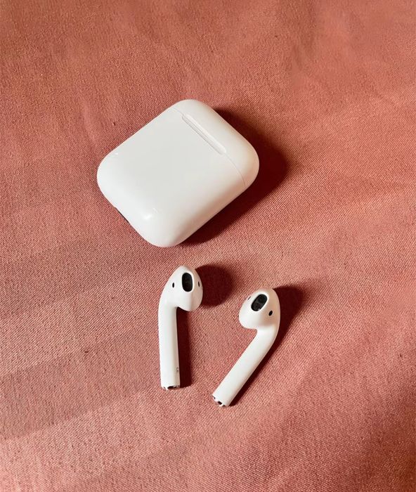 Apple Airpods 2.ª geração