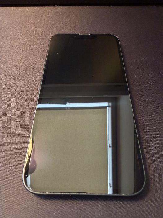 Iphone 13 256gb Niebieski + trzy case