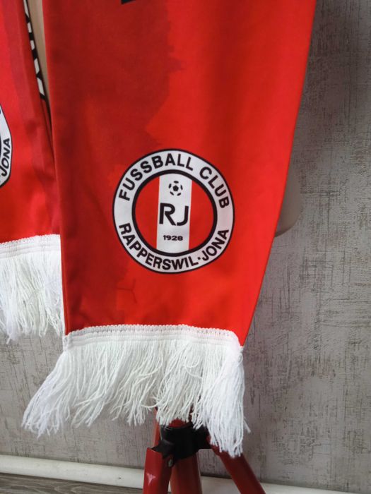 Шарф (шелк) фанатов Швейцарского ФК Рапперсвиль-Йона Rapperswill-Jona
