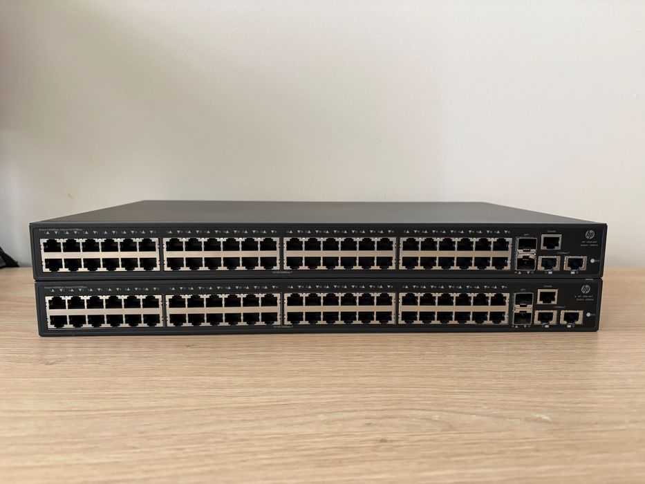 2 x HP 1950 48g 2sfp 2xgt - JG961a + uchwyty do rack
