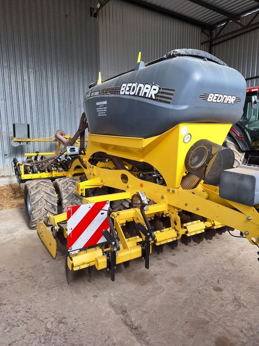 Bednar omega 3000 3m siewnik agregat