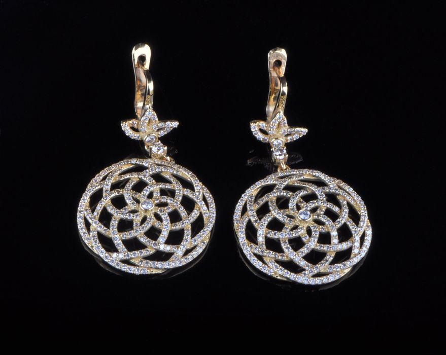 Золотые серьги 750° с бриллиантами - 1.68ct