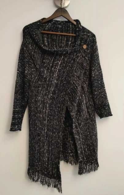 Sweter damski długi rozpinany
XXL / 44 / 16