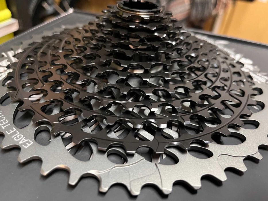 Łańcuch rowerowy Sram PC x01 Eagle 12s 126 ogniw BOX elektry ebike mtb