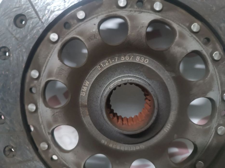 VOLANTE BIMASSA COM EMBRAIAGEM BMW E87 / E90 120D 118D 318D 320D