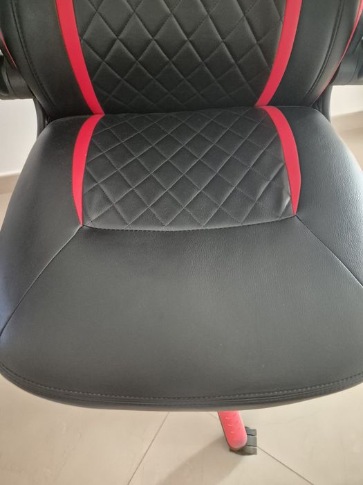 Cadeira Gamer com 1 ano - saldos