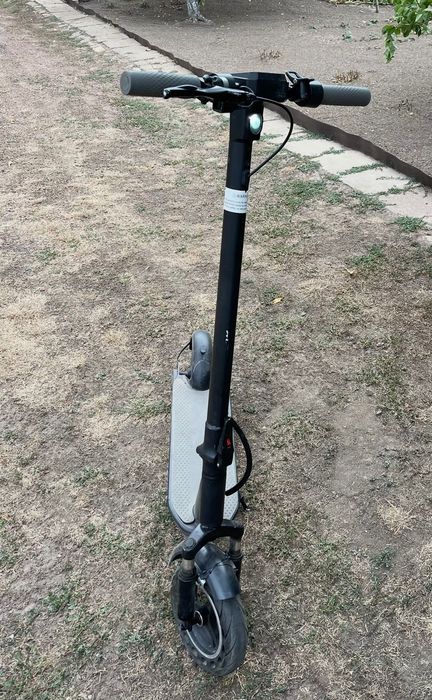 Електросамокат 500W потужності та до 150 кг. Навантаження