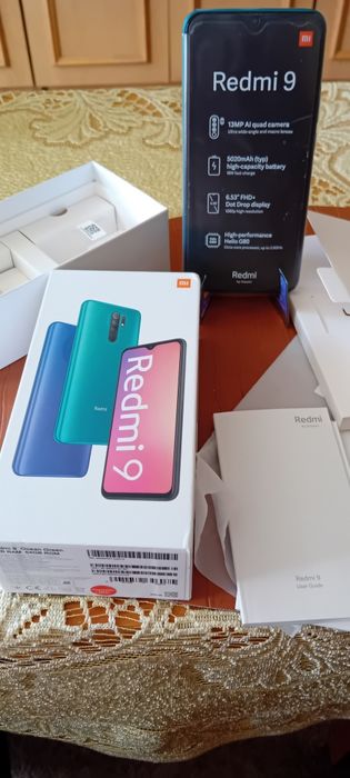 Telefon REDMI.  9
