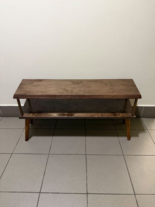 Ręcznie wykonany stolik RTV