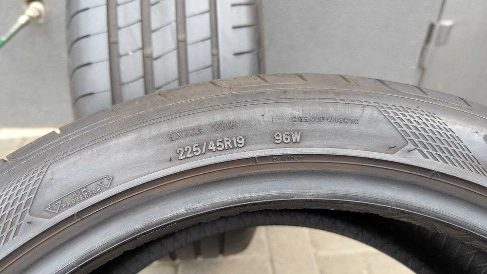 Шини 225/45 R19 96W Good Year Eagle F1 Asymmetric 5