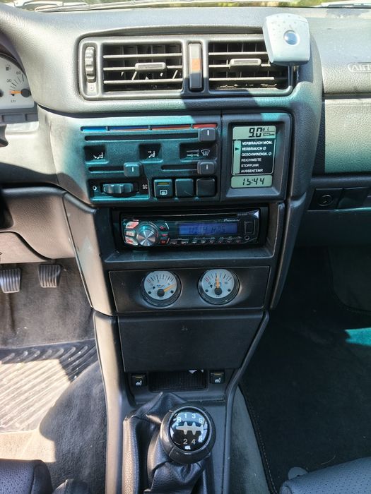 Opel Calibra — fotografia 11