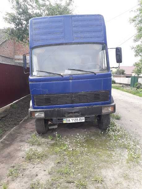 МЕРСЕДЕС -Бенс  809