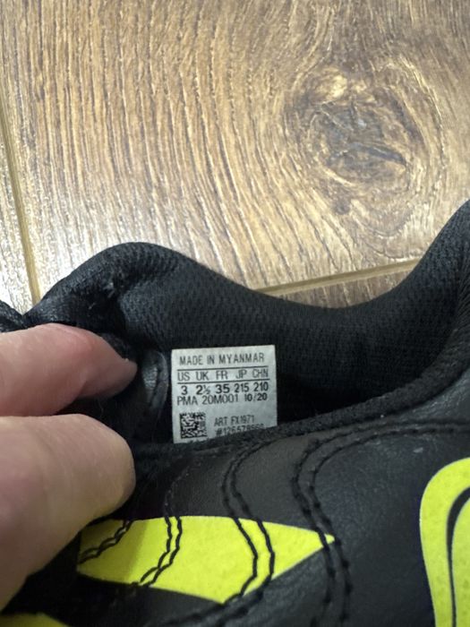 Бутси для футбола adidas орігінал