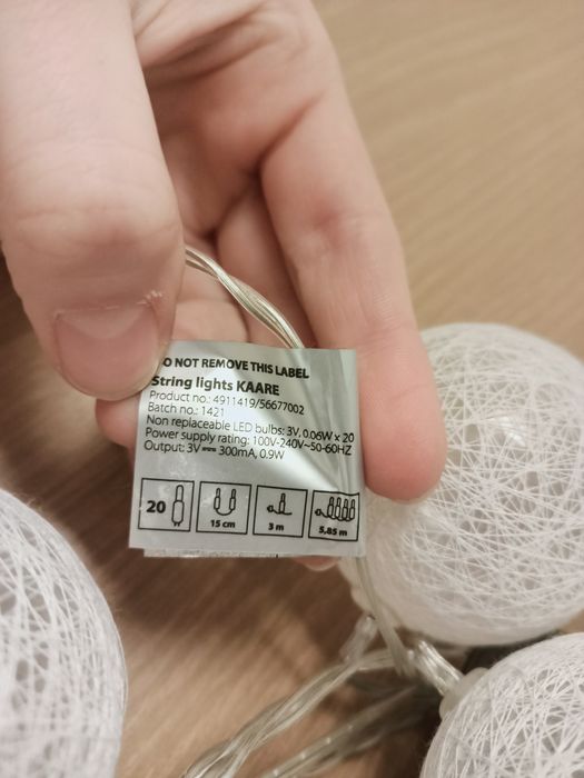 Wiszące białe lampki - kule