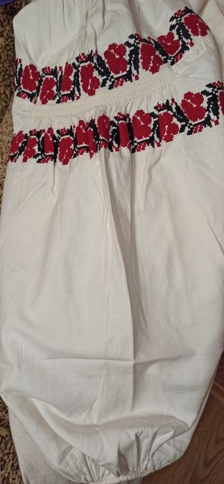 Старовинна дореволюційна українська сорочка вишиванка