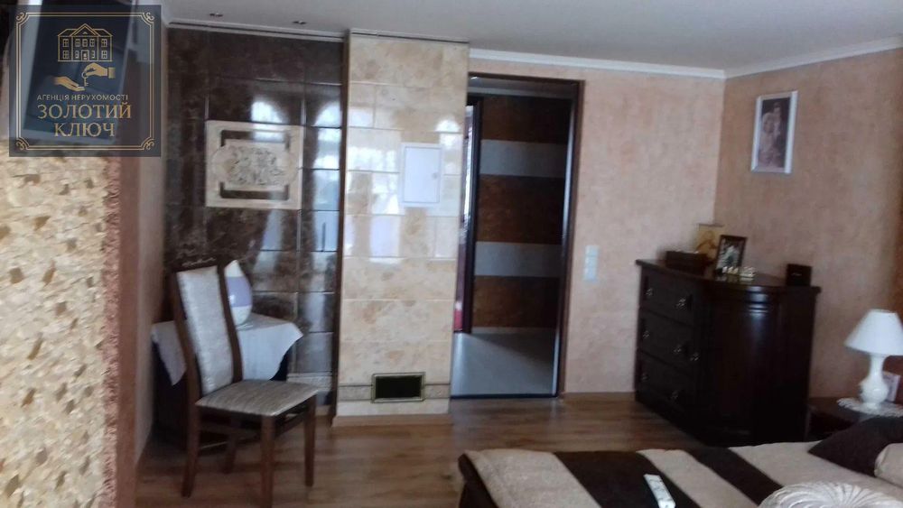 Продається будинок з 4 кімнатами в Іванівці