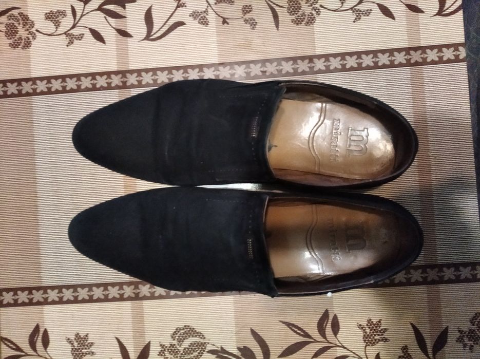 Туфли мужские замшевые.