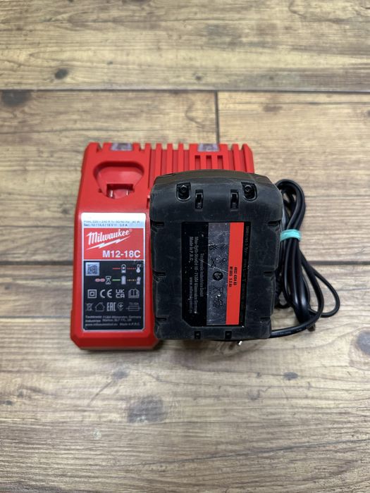 Bateria, akumulator Milwaukee M18 5Ah | ładowarka M12-18C