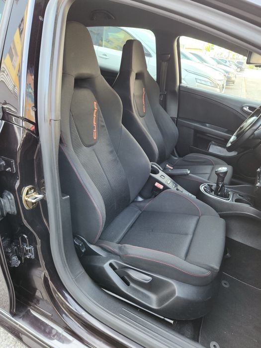 Seat Leon Cupra/ Nacional / 120,000km / Distr. mudada/ Poss. Retoma