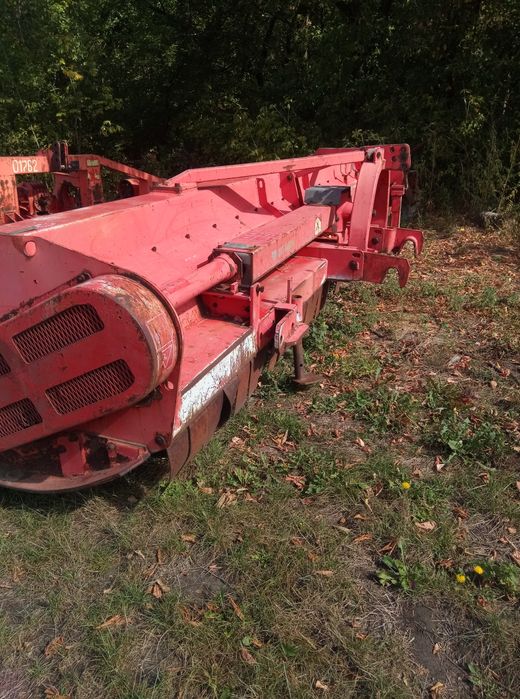 Мульчувач стерні KUHN