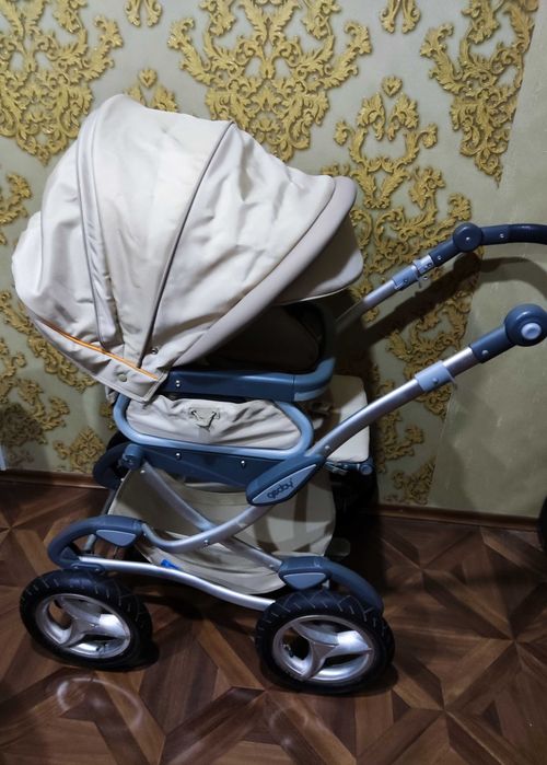 Продажа универсальной коляски Geoby