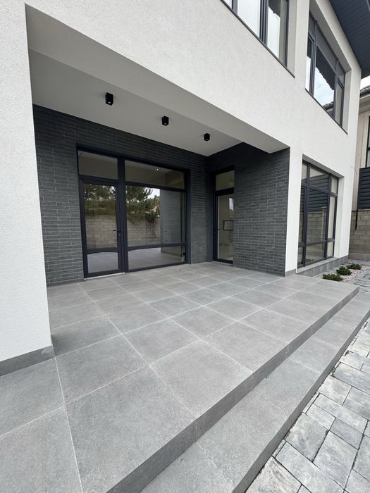 Новый современный дом!