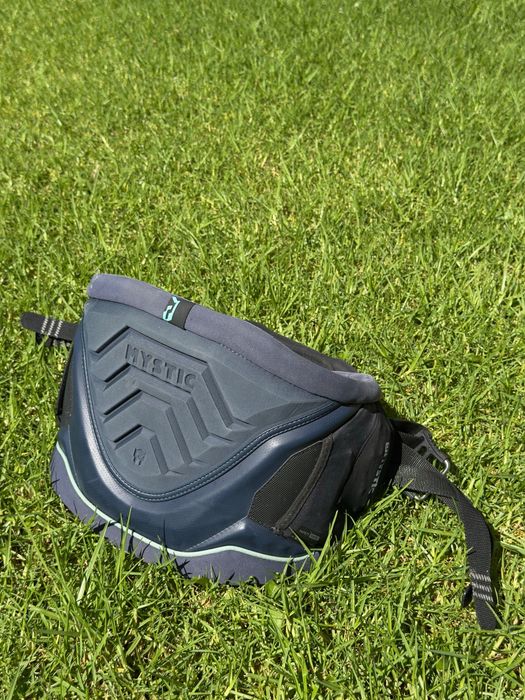 Mystic Warrior M – Arnês kitesurf, muito bom estado
