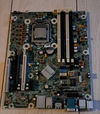 Części komputerowe (ramy, procesory, płyty główne)