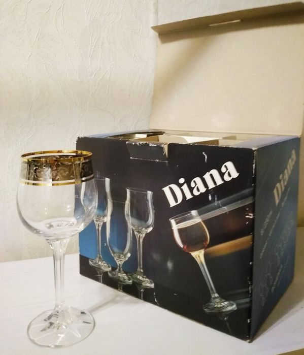 Эксклюзивный набор - Охота. Также - Рюмки, бокалы, фужеры.