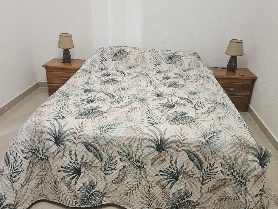 Quarto de casal com cama 140x200