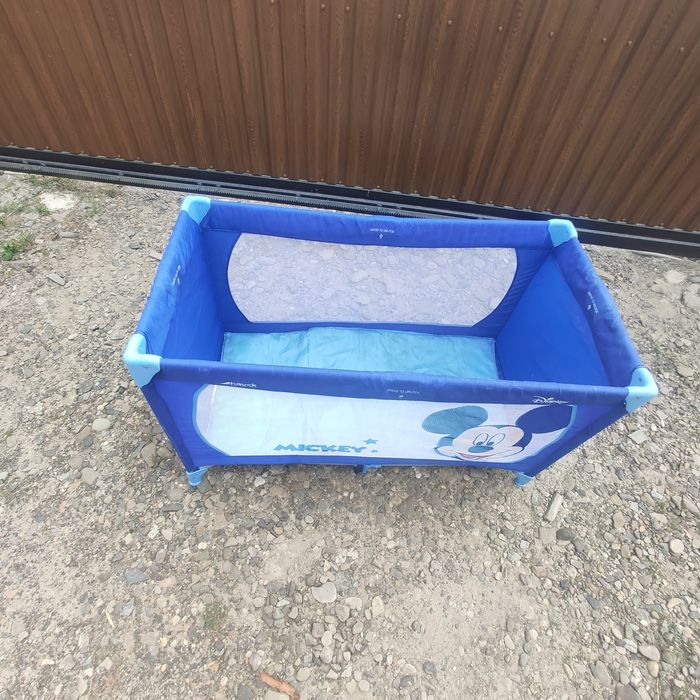 Манеж дитячий б/у