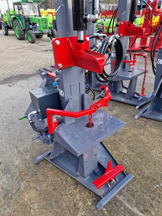 Łuparka do drewna hydrauliczna 20t JANOSIK