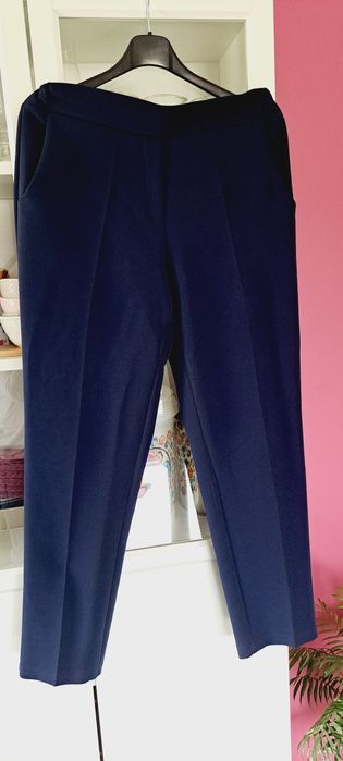 Eleganckie spodnie nowe 40