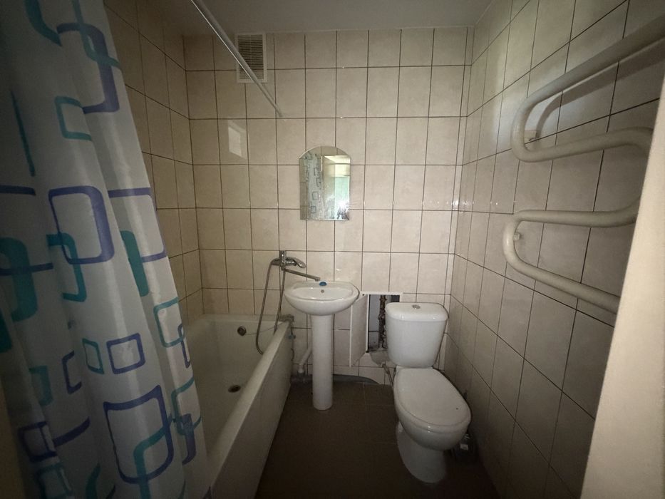 Продаю крупногабаритную однушку пр-т Корабелов