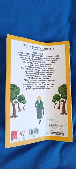 Livro "Morte na Aldeia" - Caroline Graham.