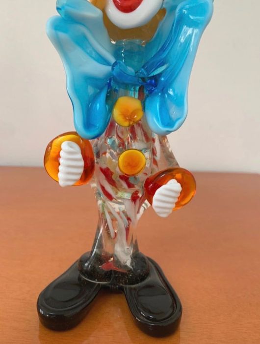 Estatueta de palhaço em vidro de Murano