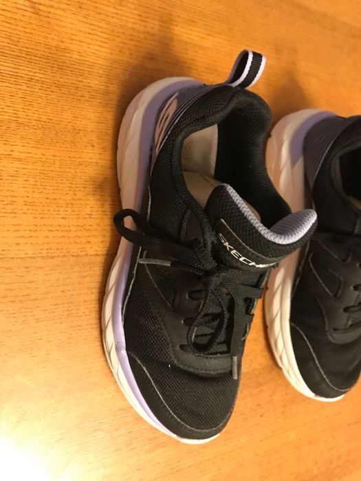 Кросівки Skechers р. EUR 35