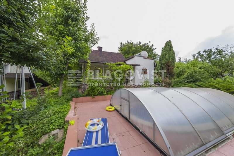 с Великие Дмировичи - Дом 265 м кв  на 48 сотках