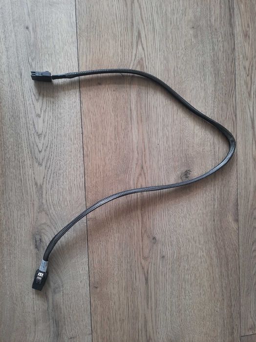 Kabel SAS HP z serwera