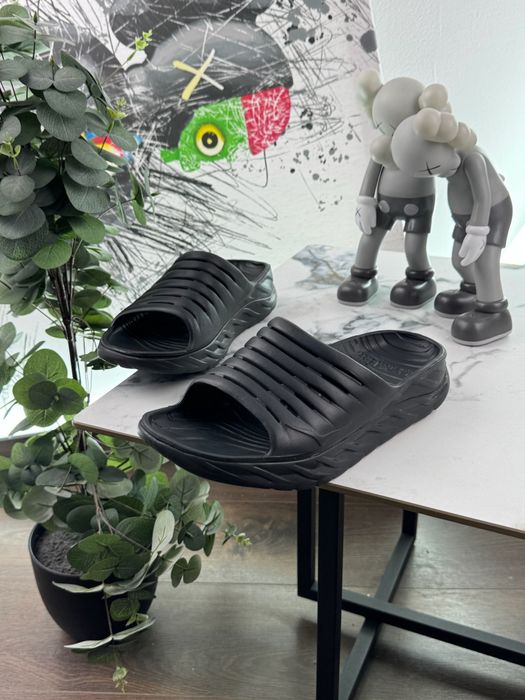 Нові тапочки шльопки Hoka Ora Recovery 45 розмір Е12274