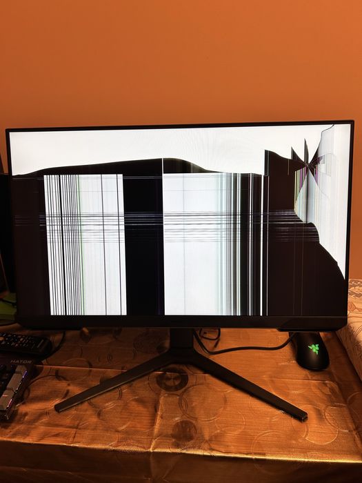 Продам Samsung Odyssey G3 (S24AG300NI) на запчастини або під ремонт