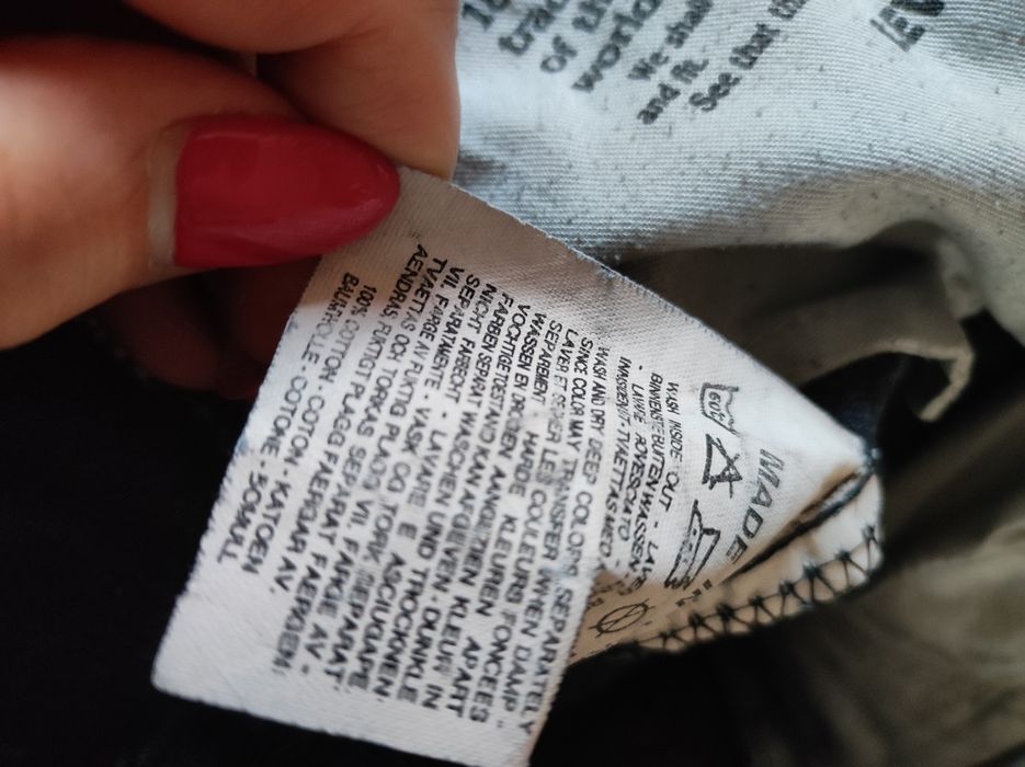 Levis spodnie męskie. Bez wad.