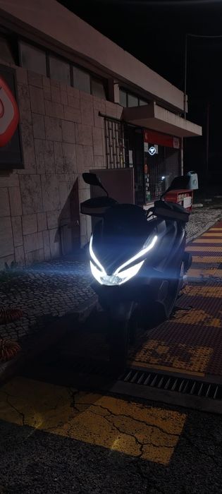 Honda PCX  extremamente nova