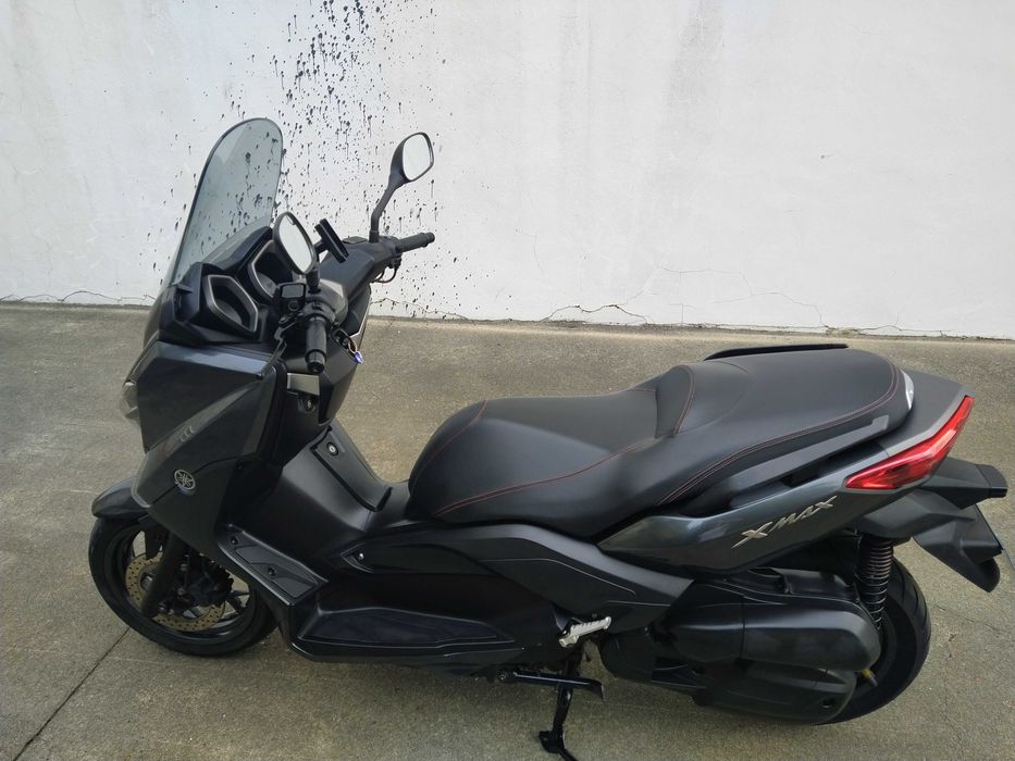 Moto Yamaha X Max 125