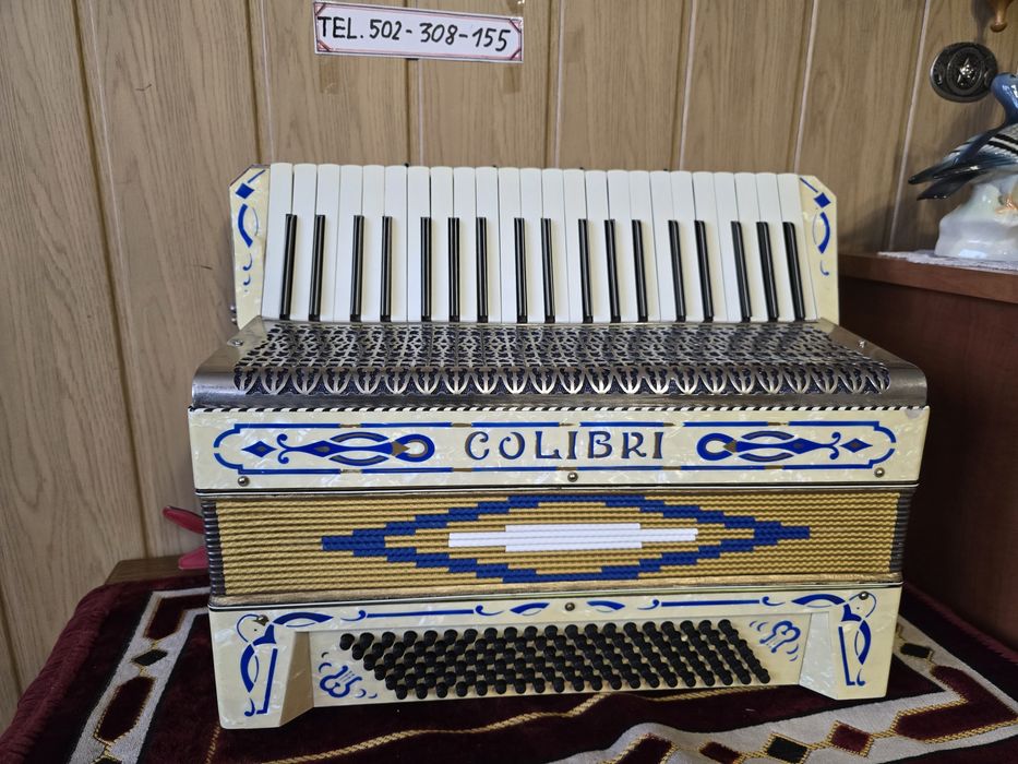 Akordeon Colibri 120bas trzy chóry