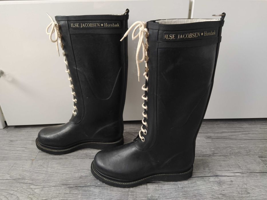 ILSE JACOBSEN Hornbaek czarne ocieplane sznurowane wysokie kalosze r37